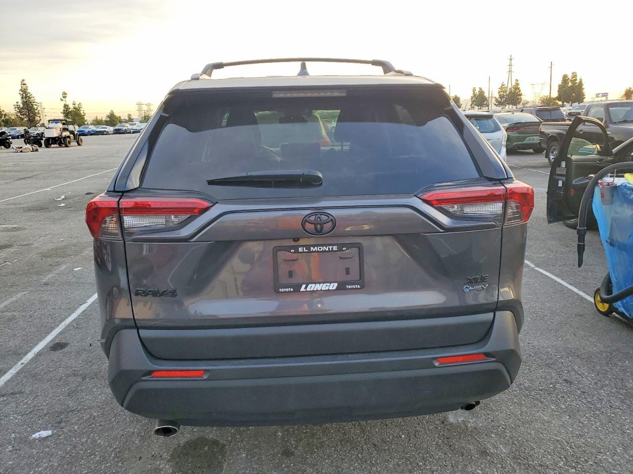 2025 TOYOTA RAV4