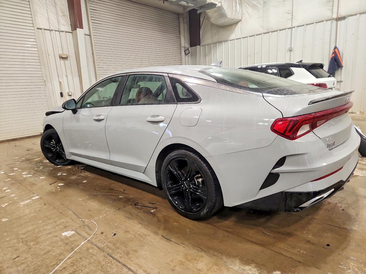 2023 KIA K5