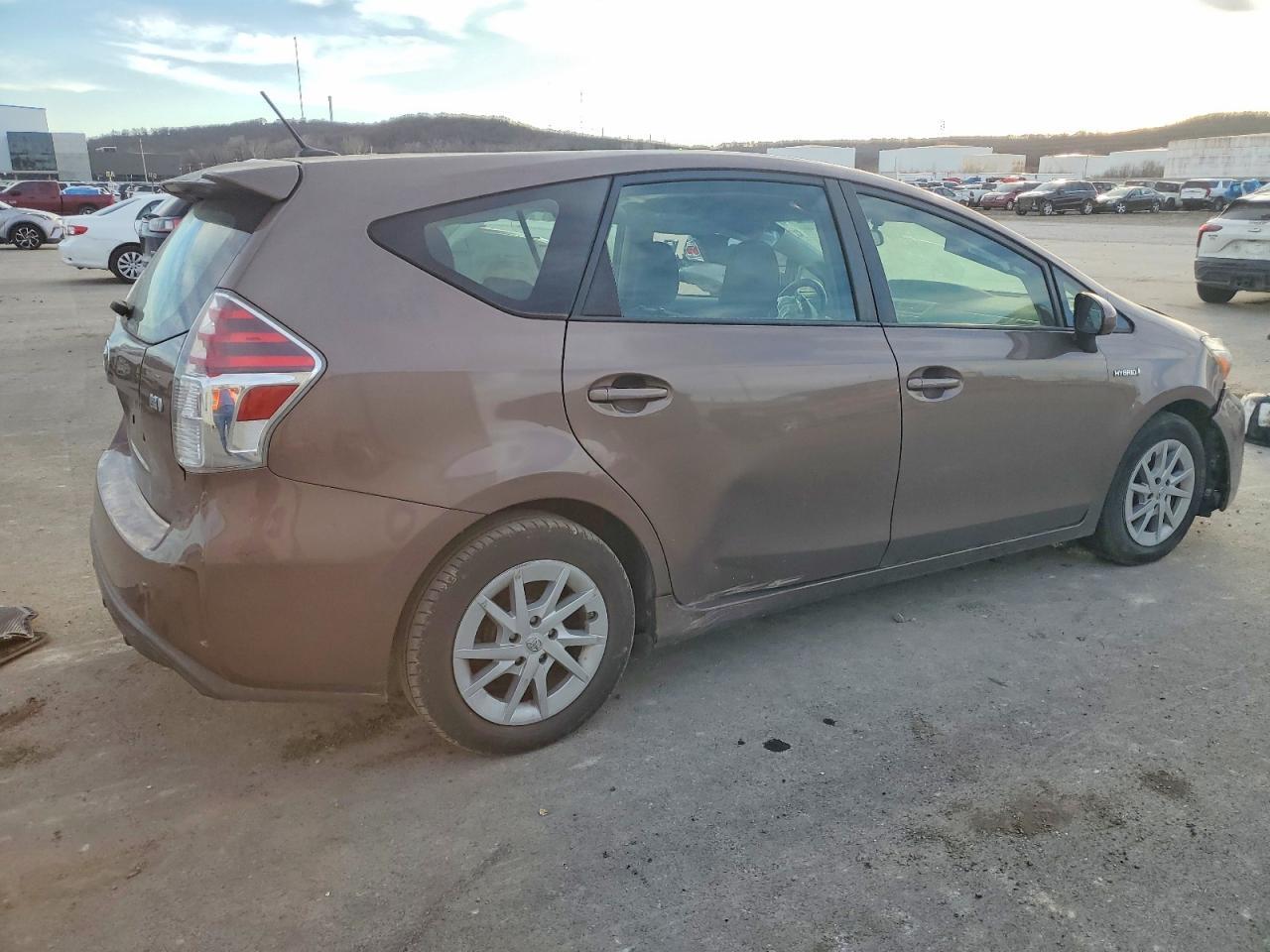 2015 TOYOTA PRIUS V