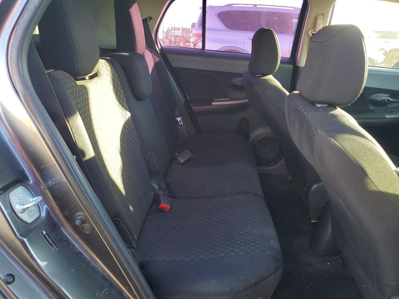 2013 TOYOTA SCION