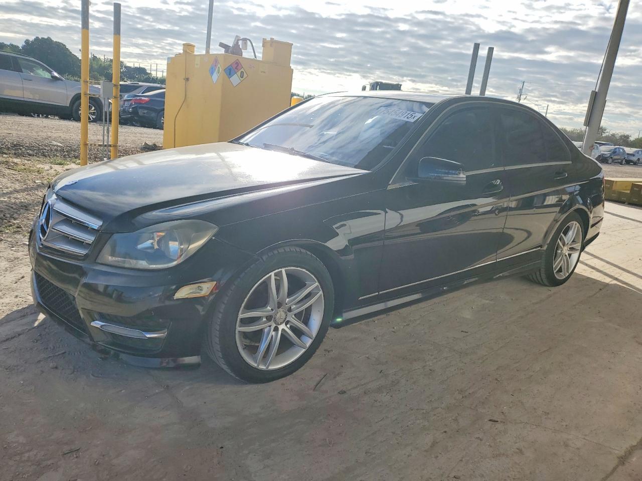 2012 MERCEDES-BENZ C-CLASS