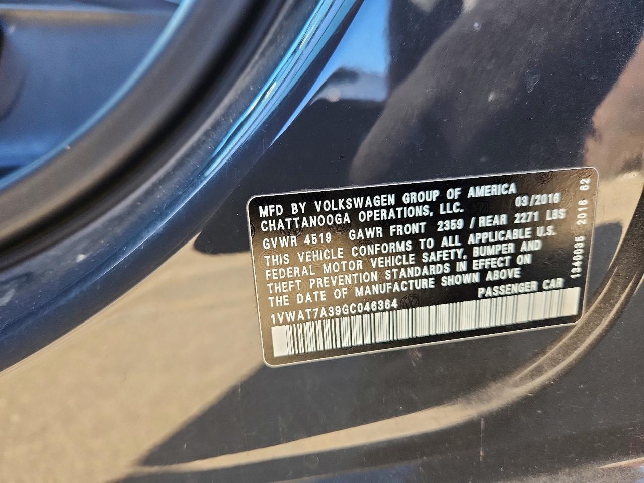 2016 VOLKSWAGEN Passat