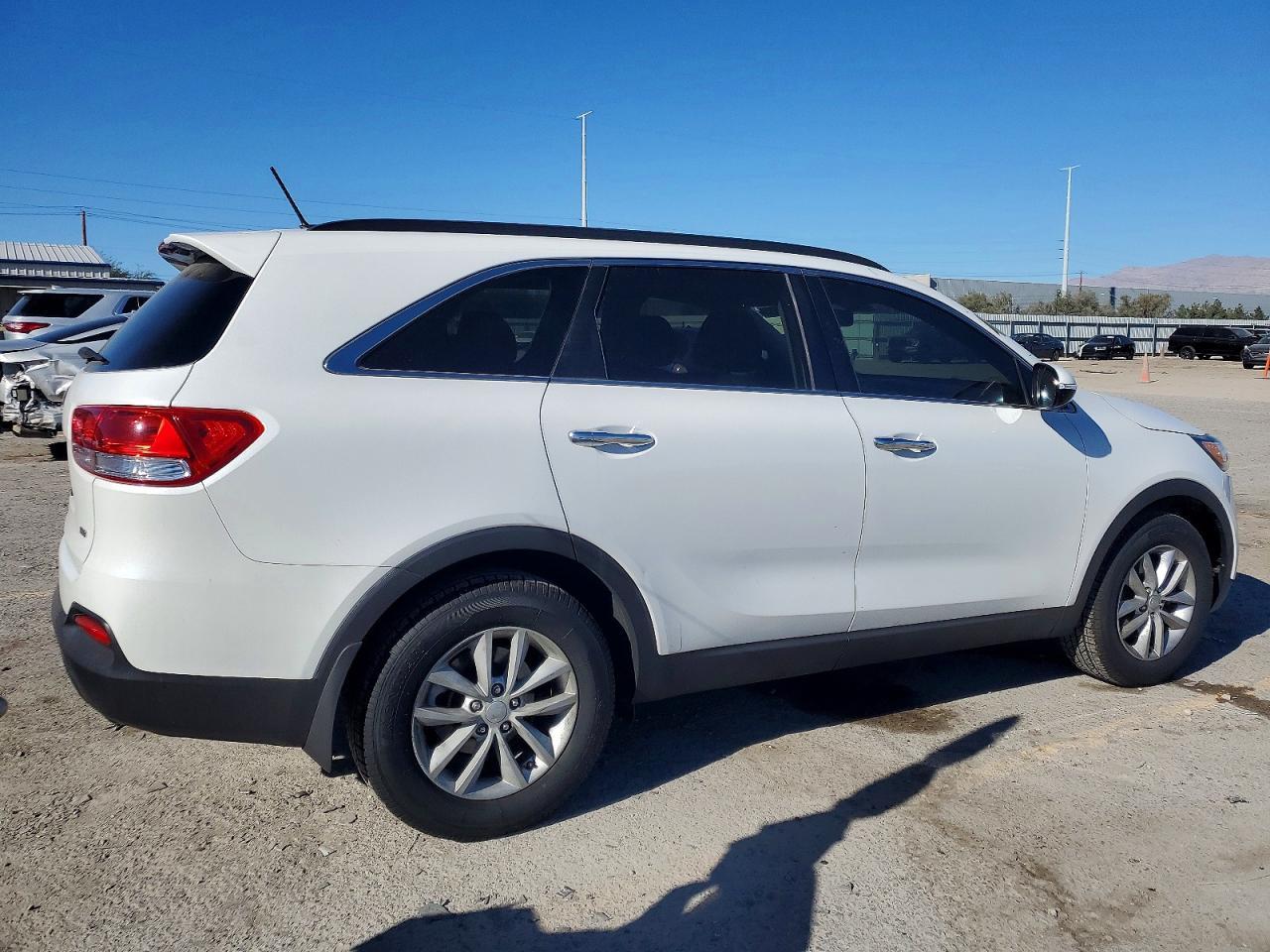 2016 KIA SORENTO