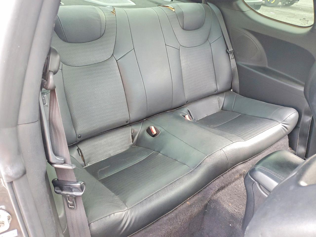 2013 HYUNDAI GENESIS