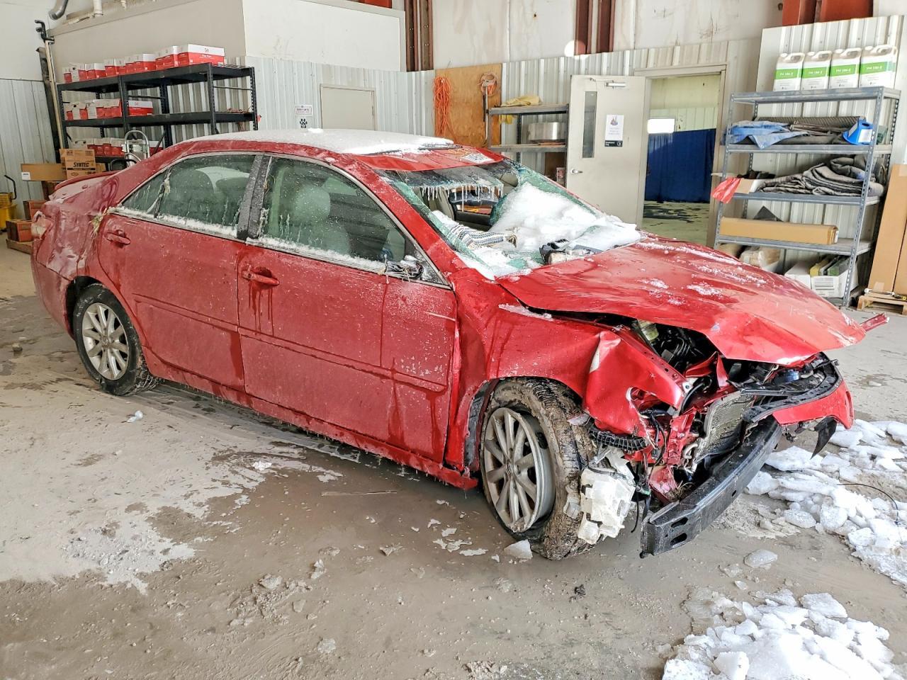 2011 TOYOTA CAMRY
