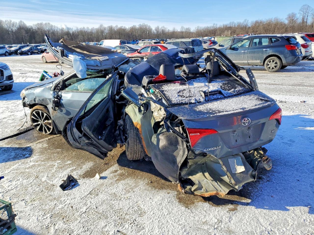 2017 TOYOTA COROLLA
