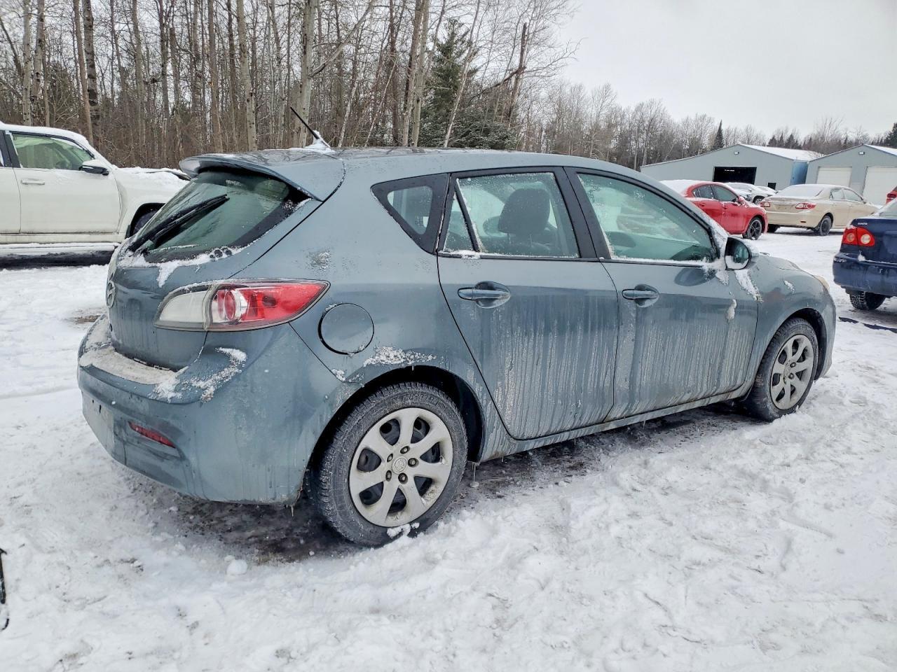 2013 MAZDA 3