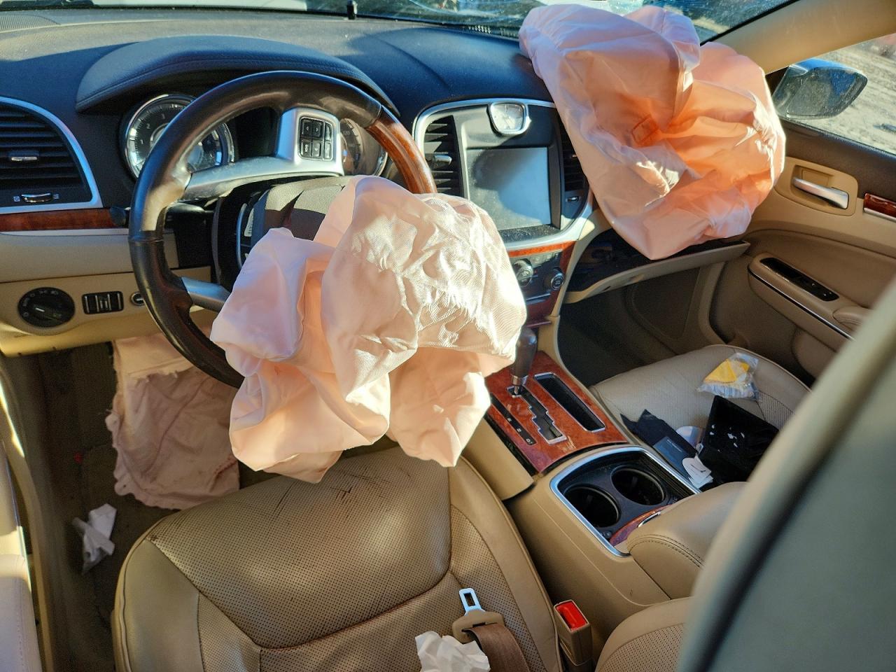 2011 CHRYSLER 300