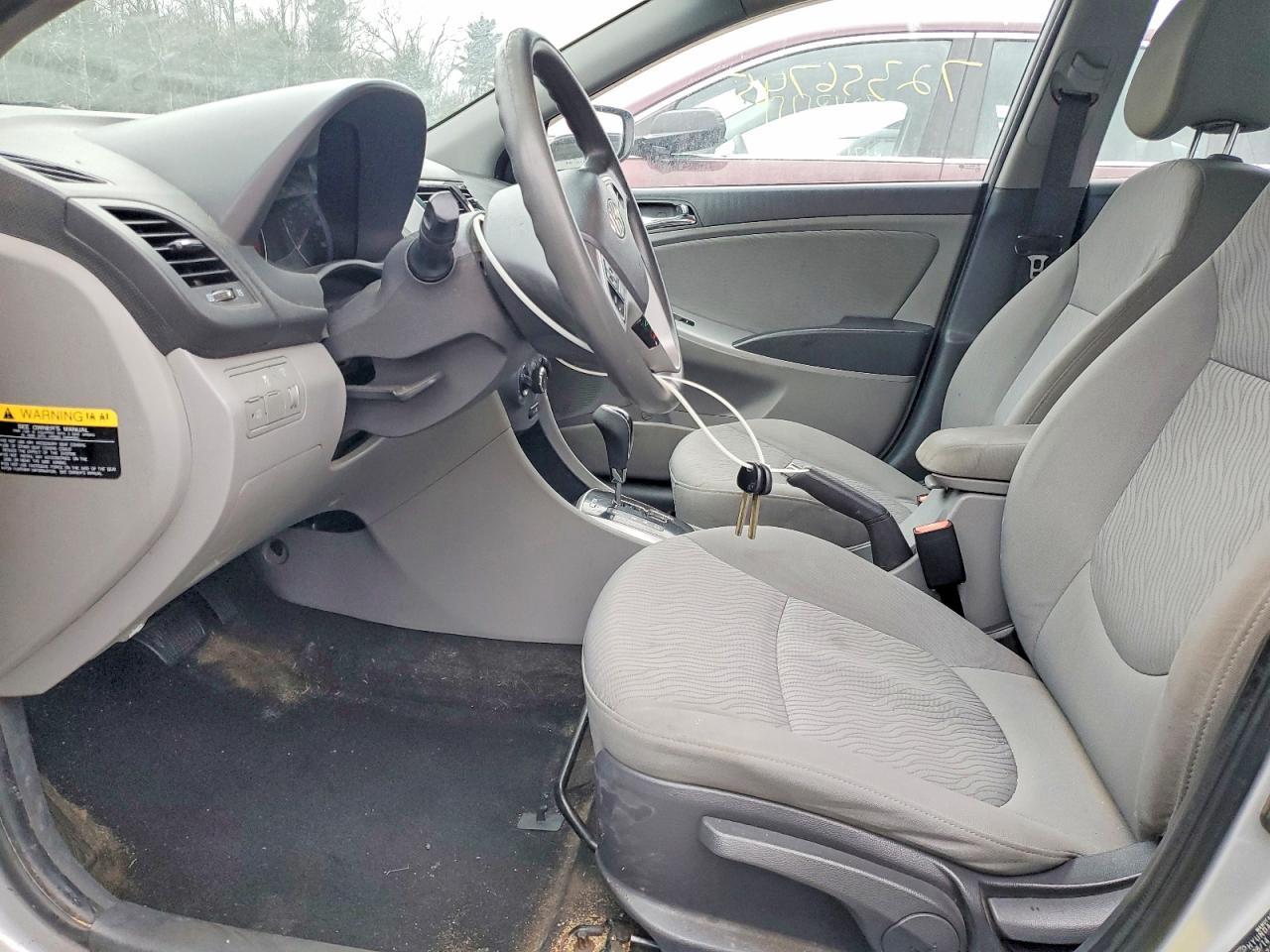 2014 HYUNDAI ACCENT