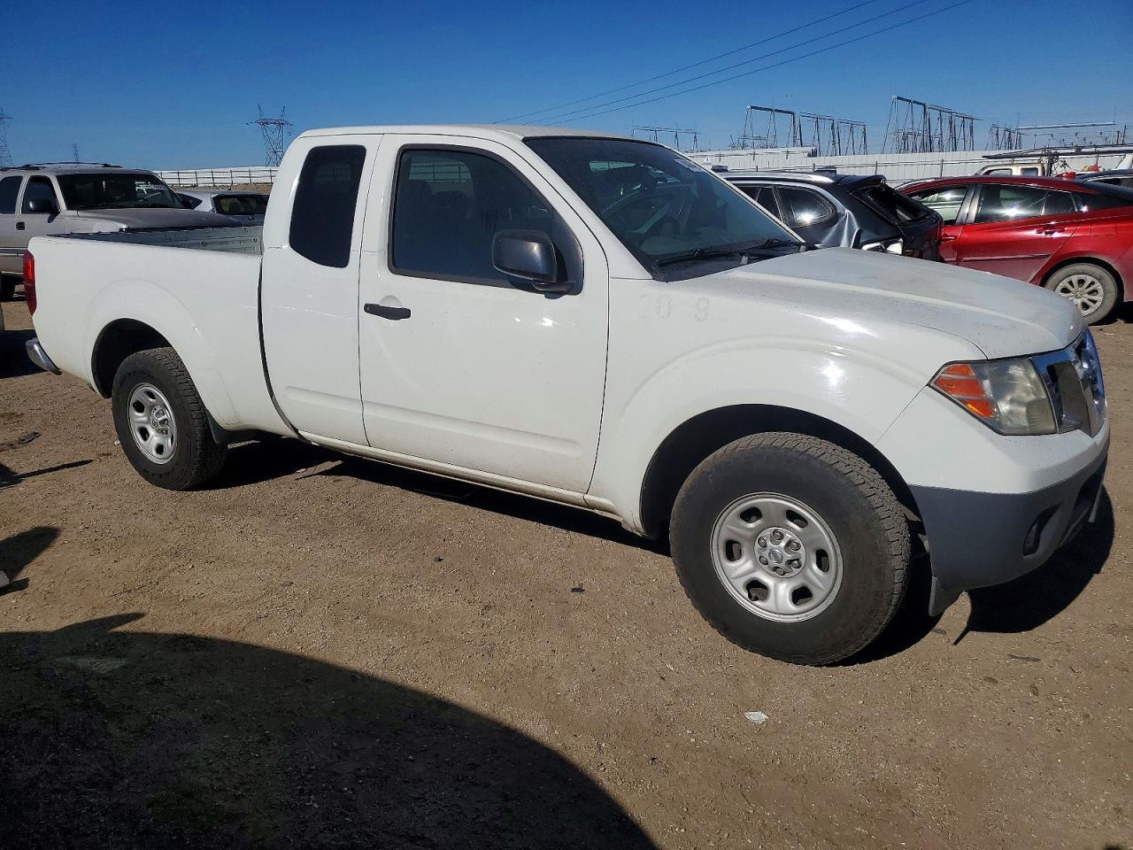 2015 NISSAN Frontier