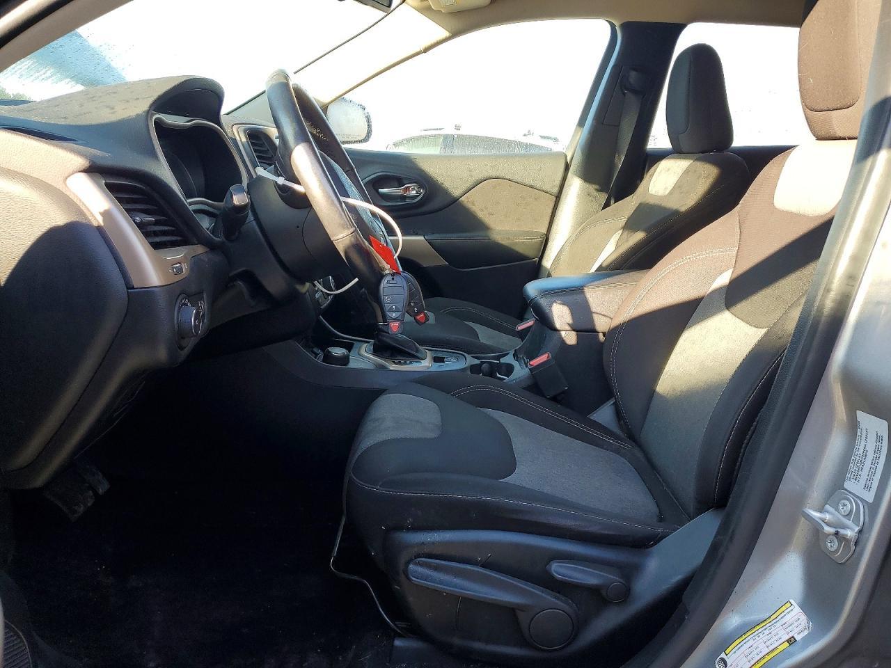 2018 JEEP CHEROKEE