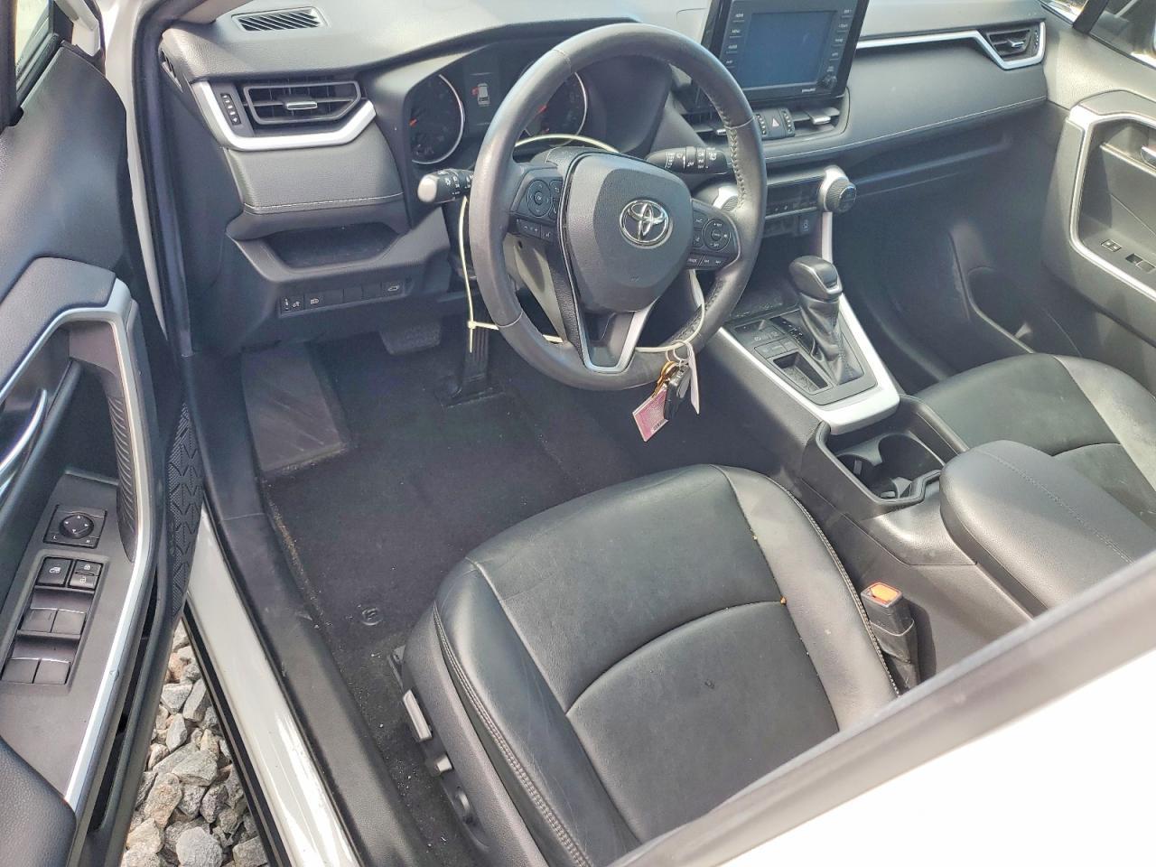 2021 TOYOTA RAV4