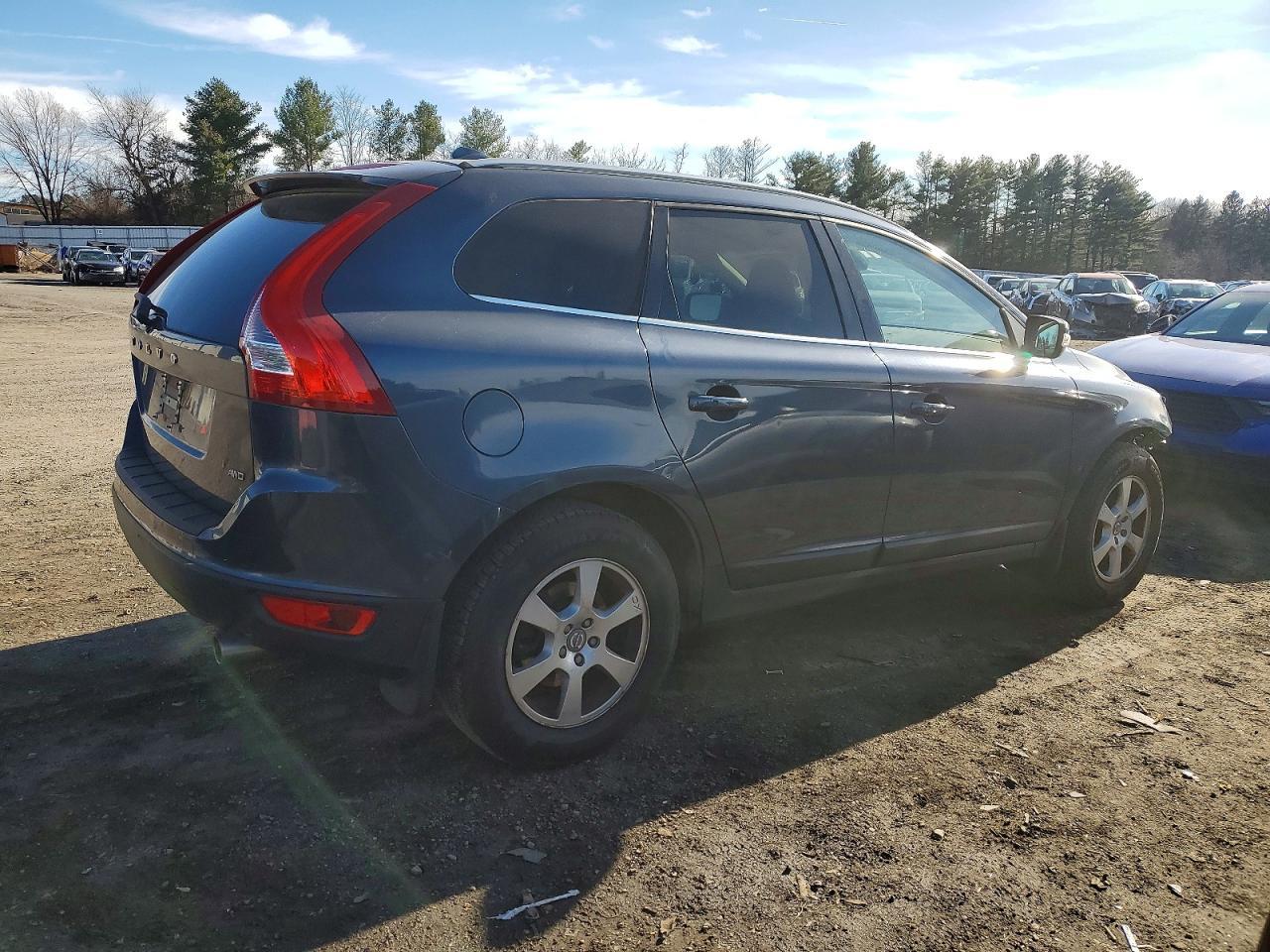 2012 VOLVO XC60