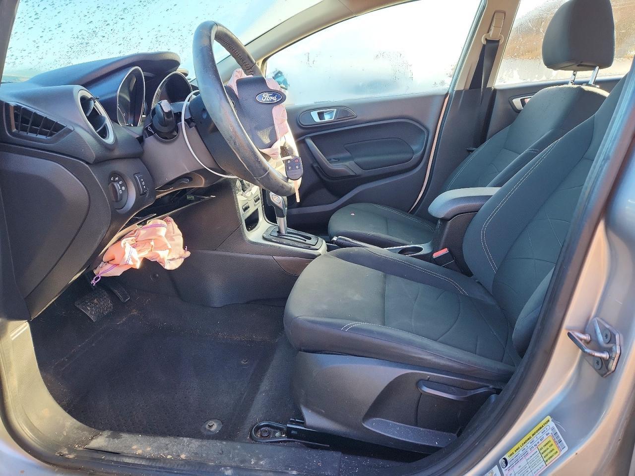 2015 FORD Fiesta
