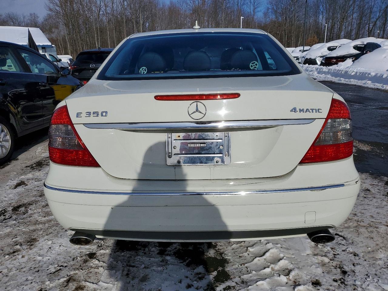 2009 MERCEDES-BENZ E-Class