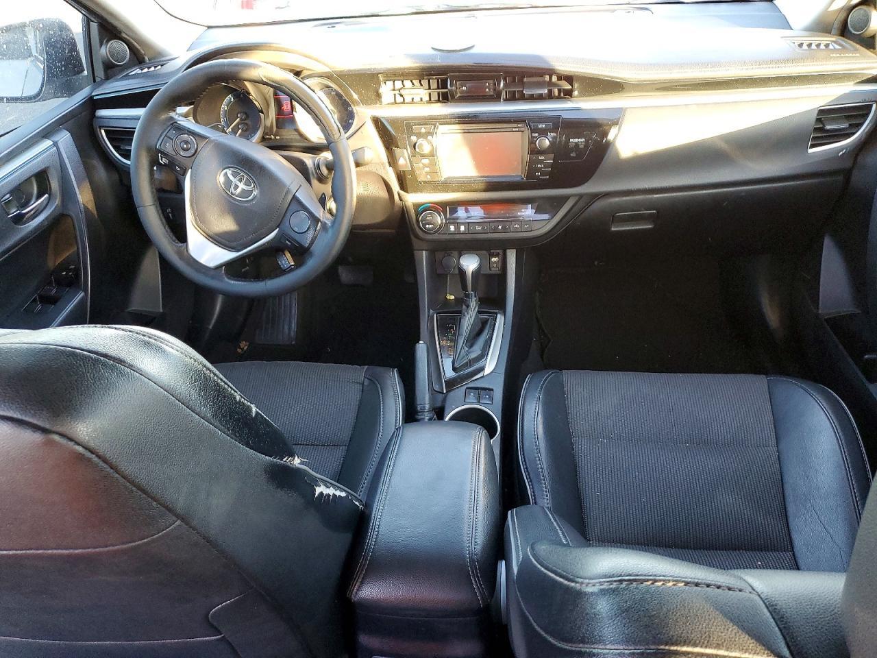 2015 TOYOTA COROLLA