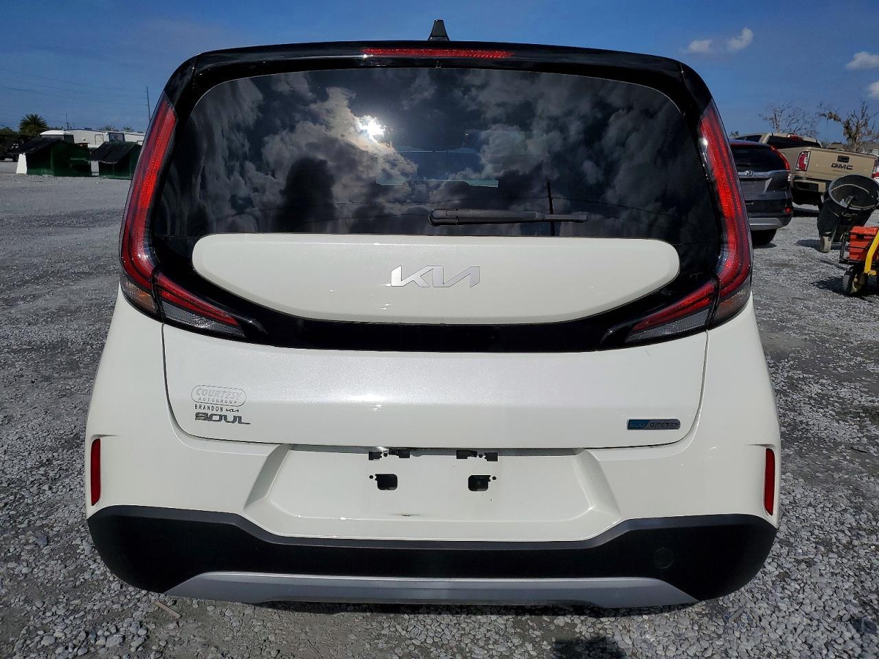 2023 KIA SOUL