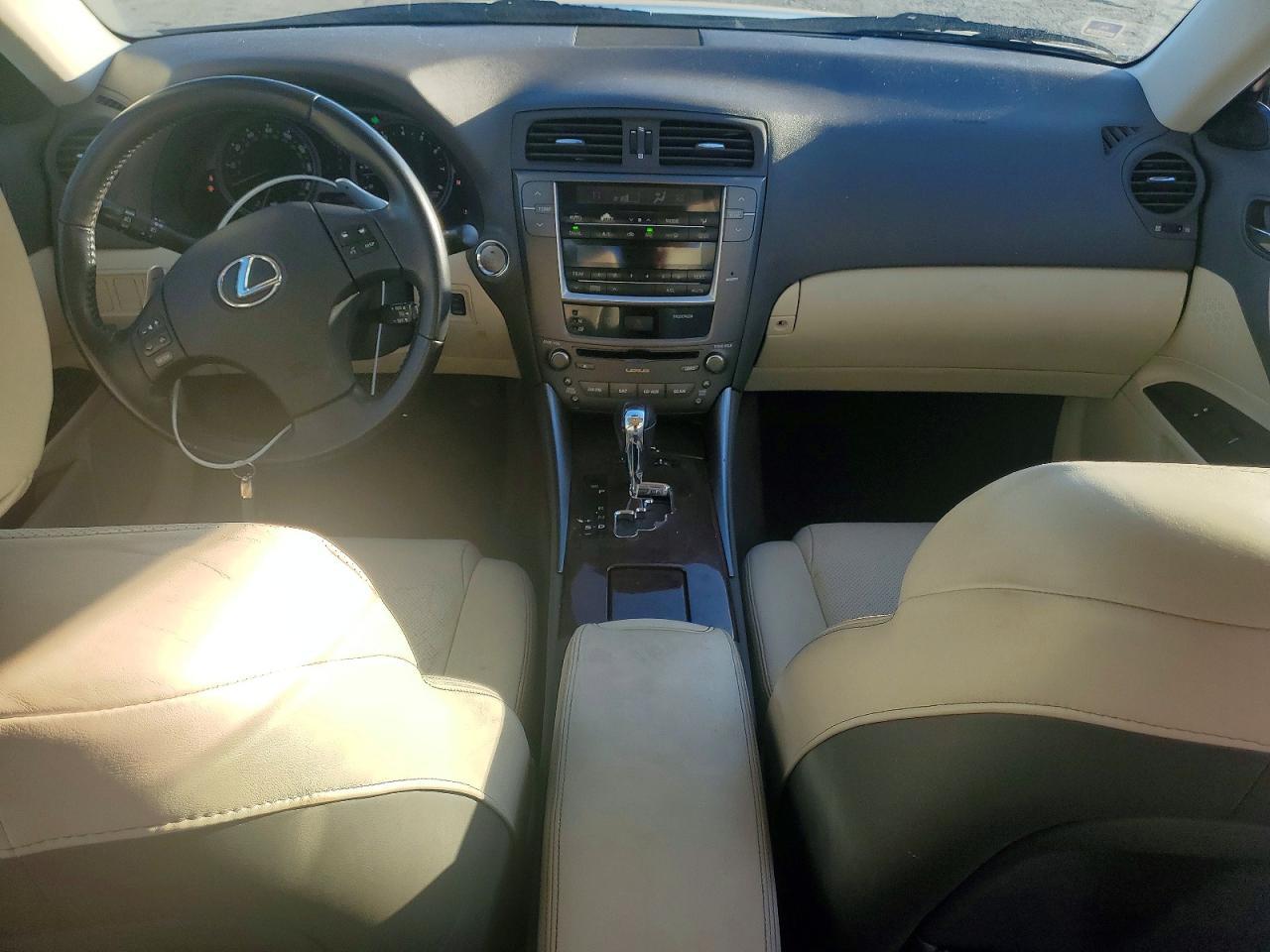 2010 LEXUS IS 250