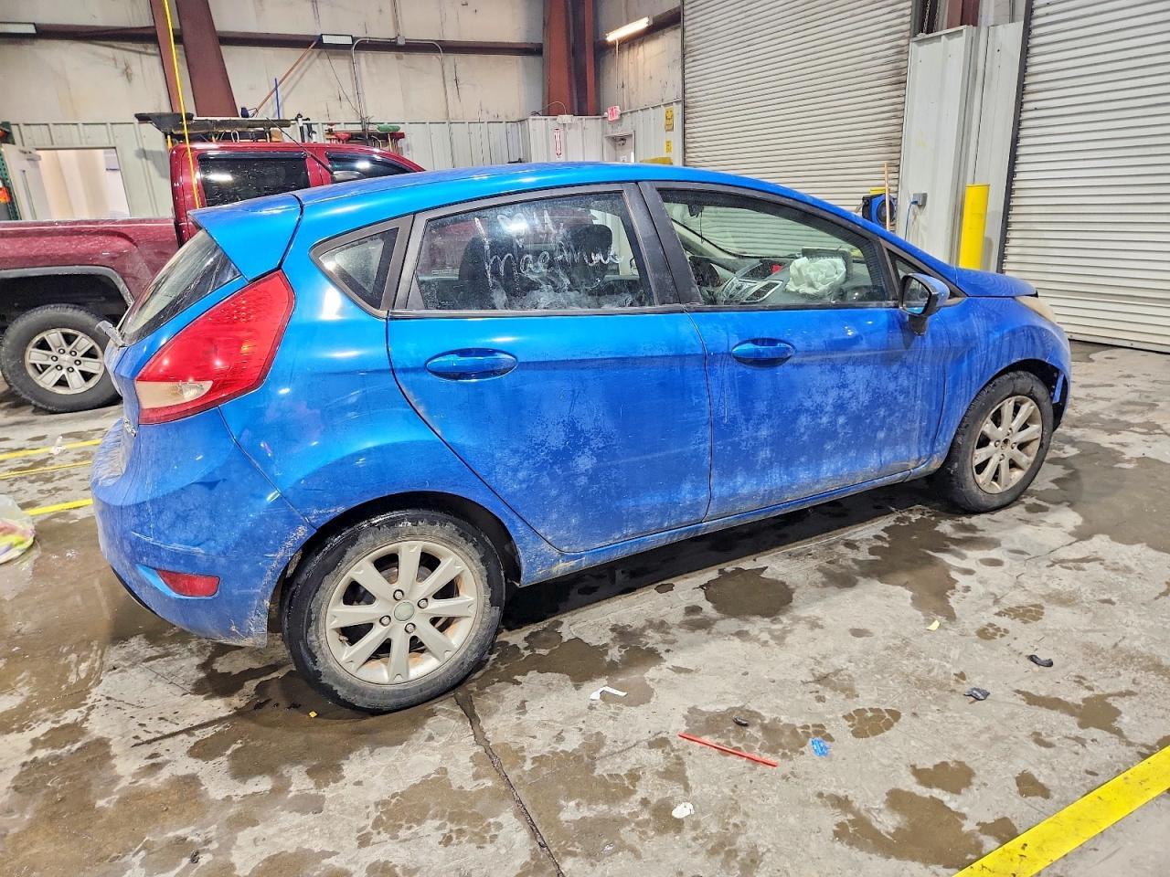 2012 FORD Fiesta