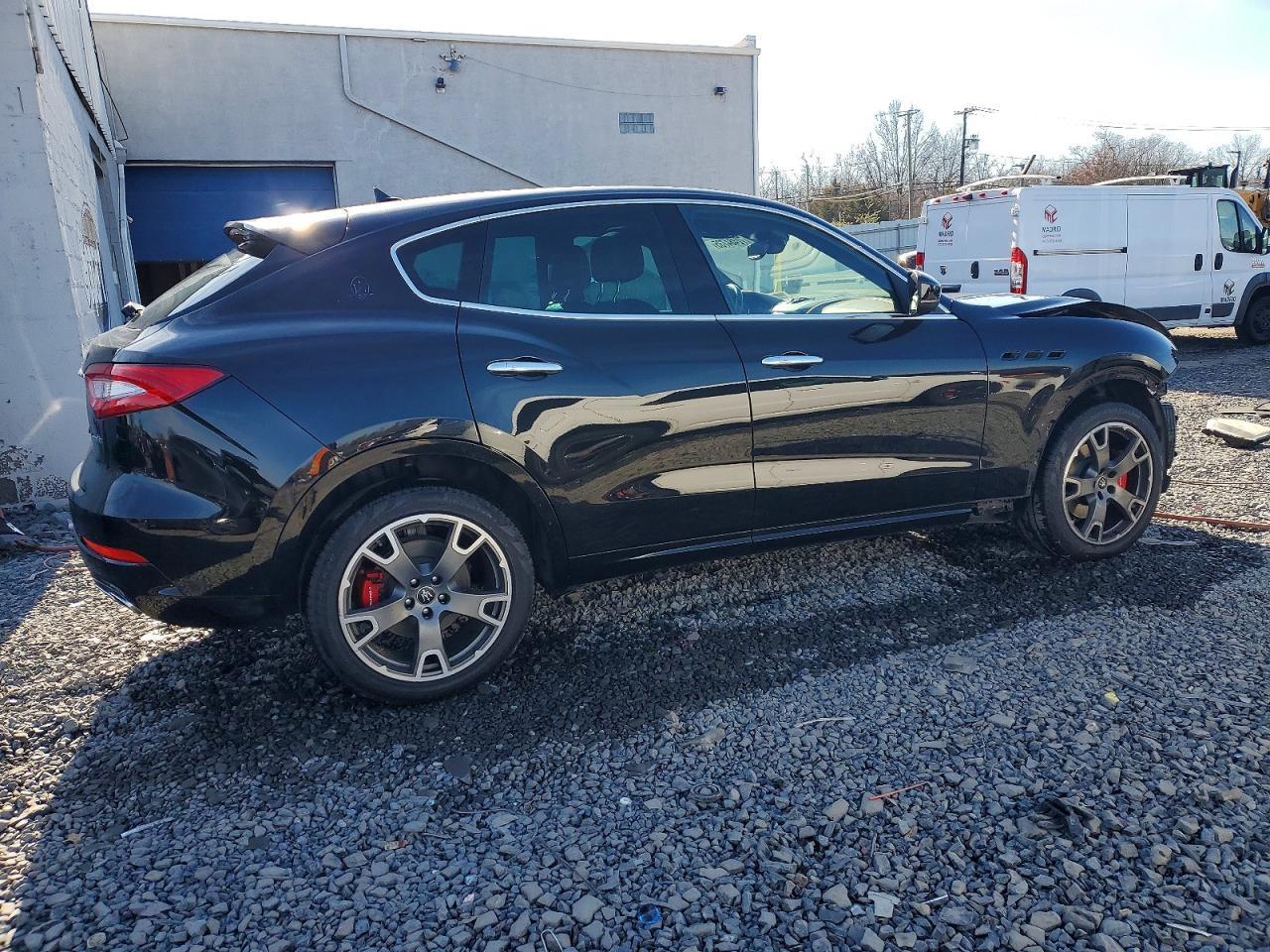 2019 MASERATI Levante