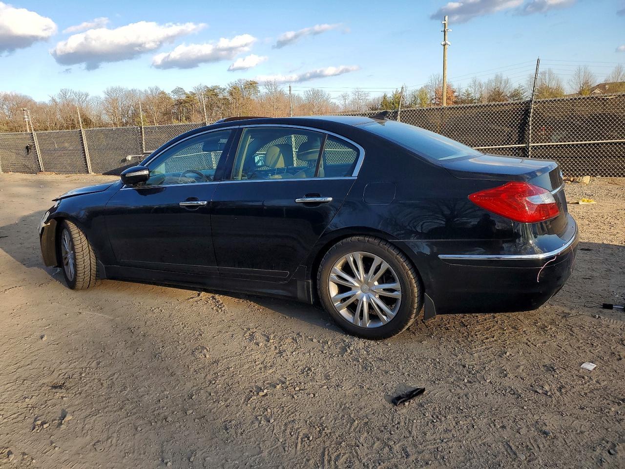 2012 HYUNDAI GENESIS
