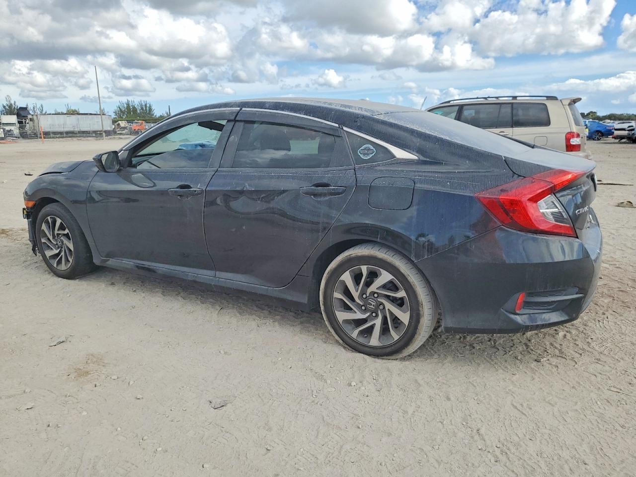 2016 HONDA CIVIC
