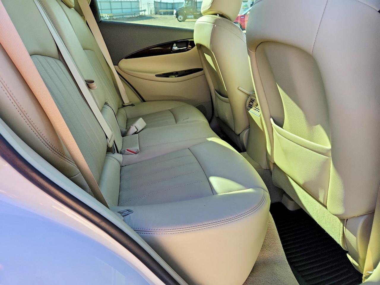 2012 INFINITI EX35