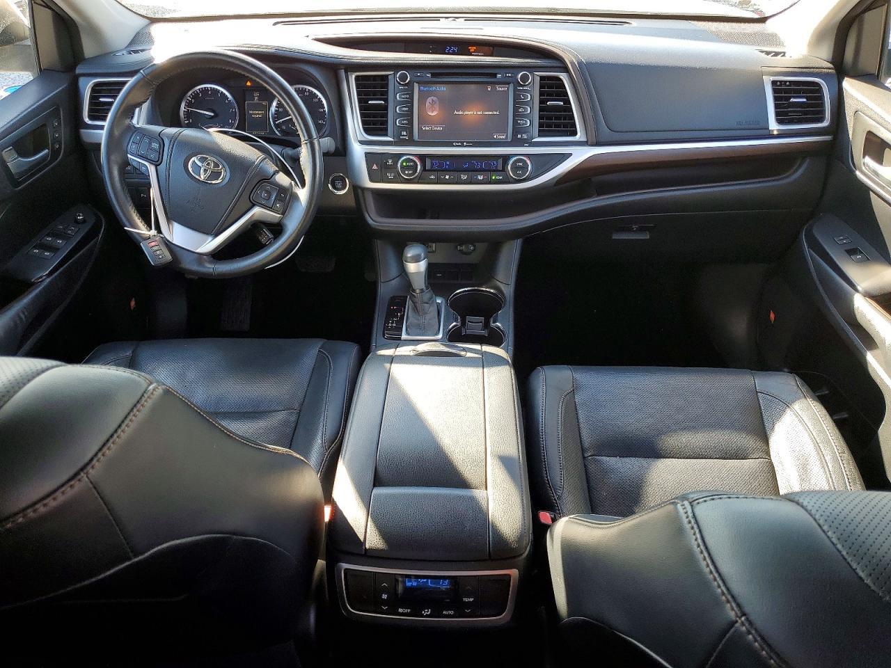 2015 TOYOTA HIGHLANDER