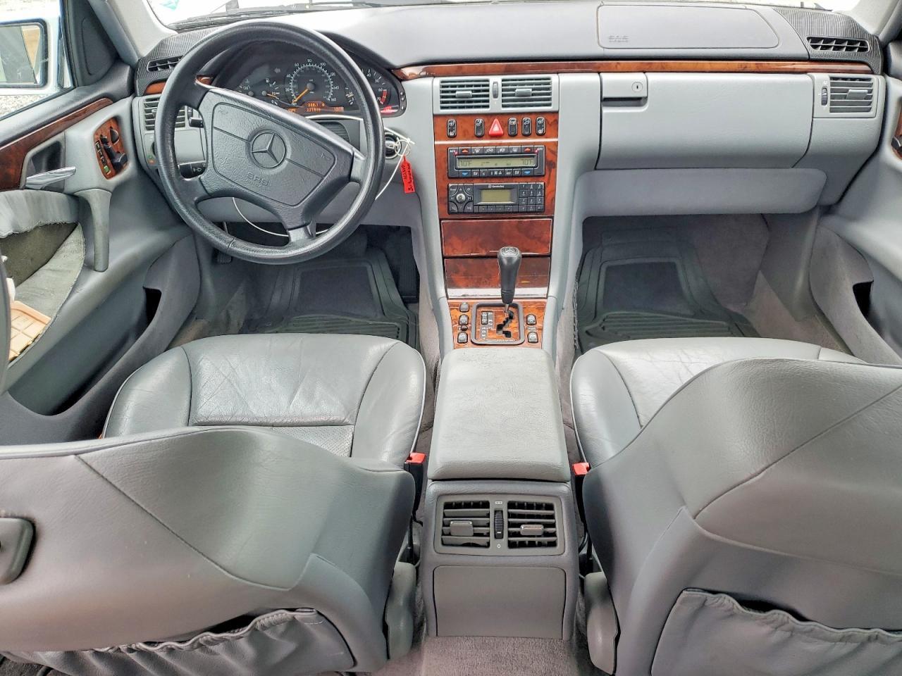 1999 MERCEDES-BENZ E-Class