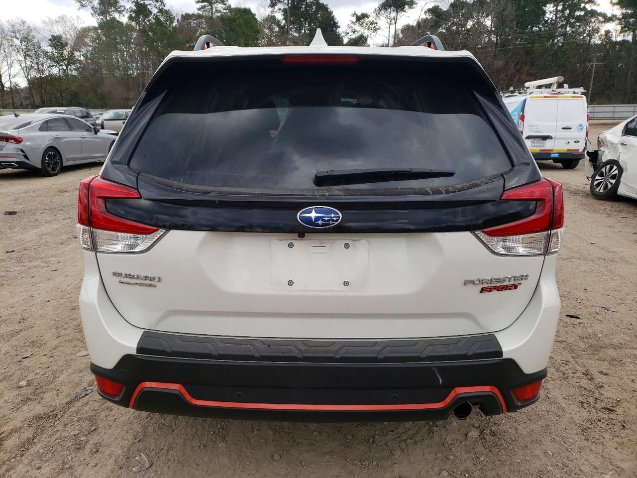 2021 SUBARU FORESTER