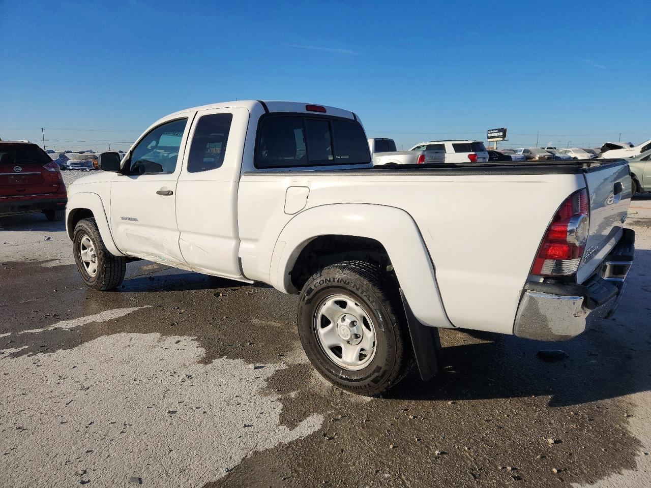 2011 TOYOTA TACOMA