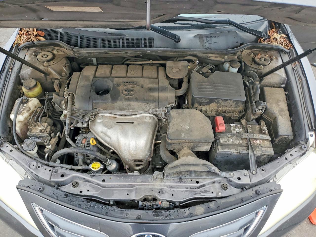 2011 TOYOTA CAMRY