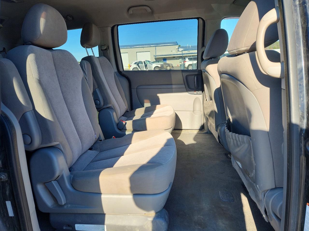 2012 KIA SEDONA