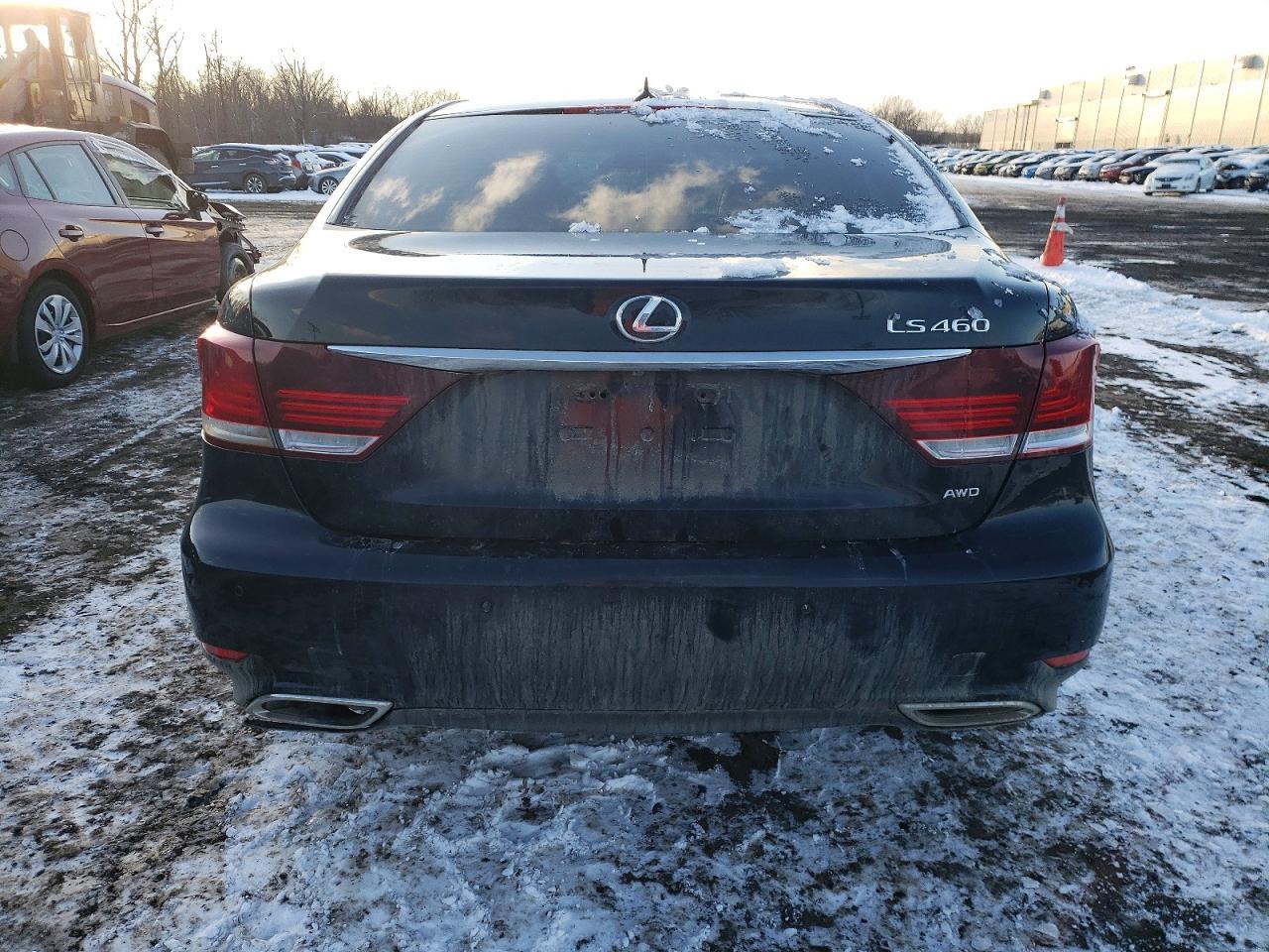 2013 LEXUS LS 460