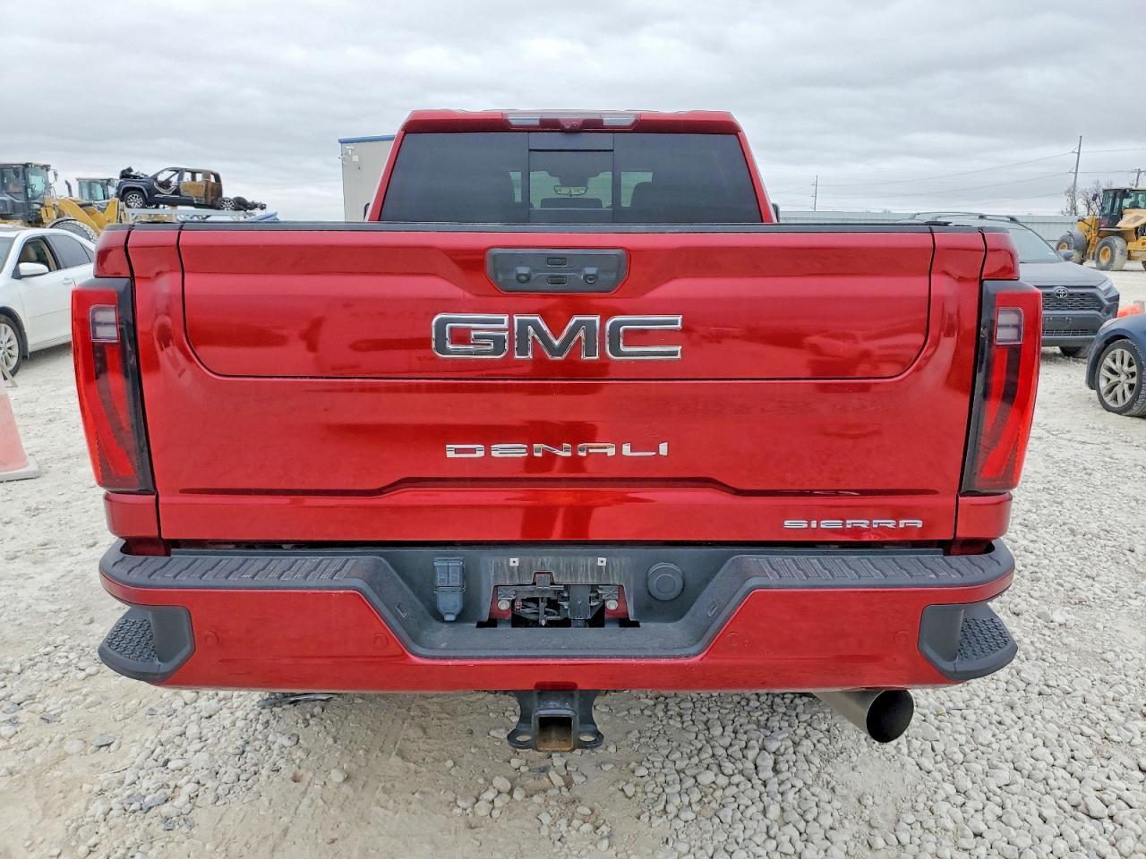 2024 GMC Sierra