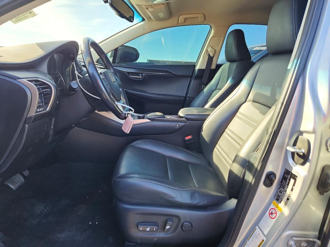2016 LEXUS NX 200T