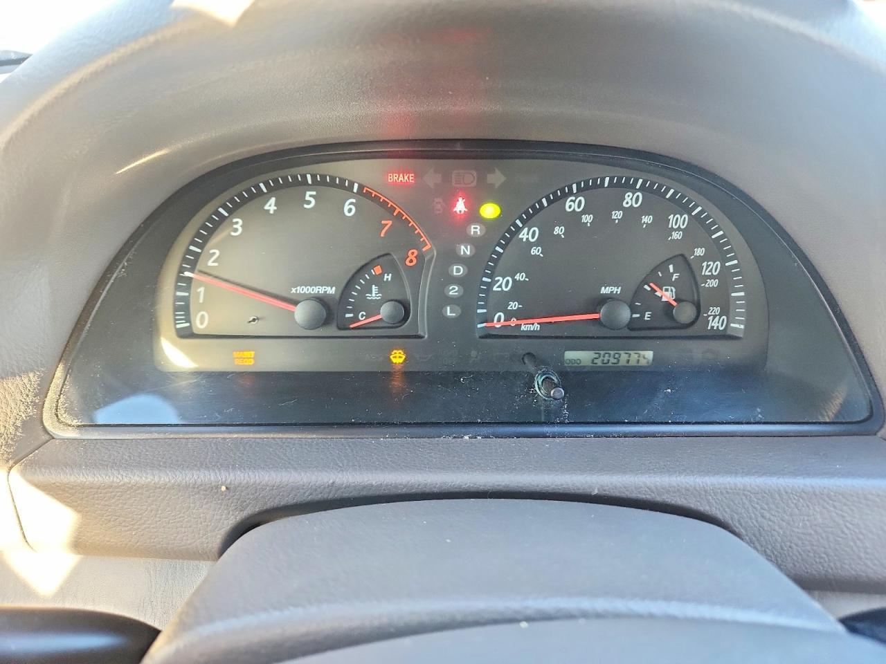 2004 TOYOTA CAMRY