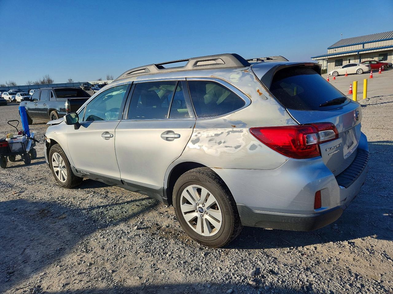 2015 SUBARU Outback