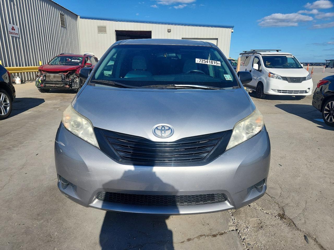 2015 TOYOTA SIENNA
