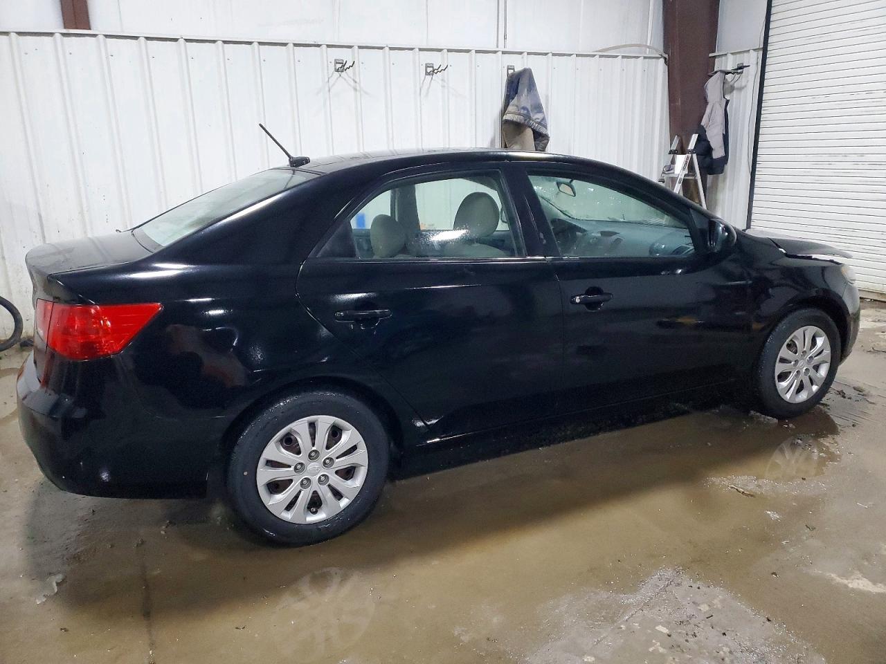2010 KIA FORTE