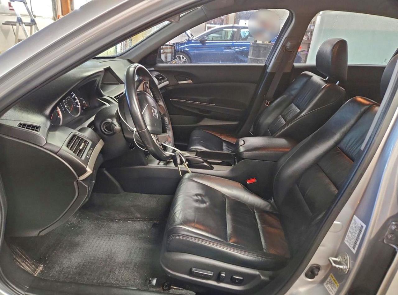 2011 HONDA ACCORD