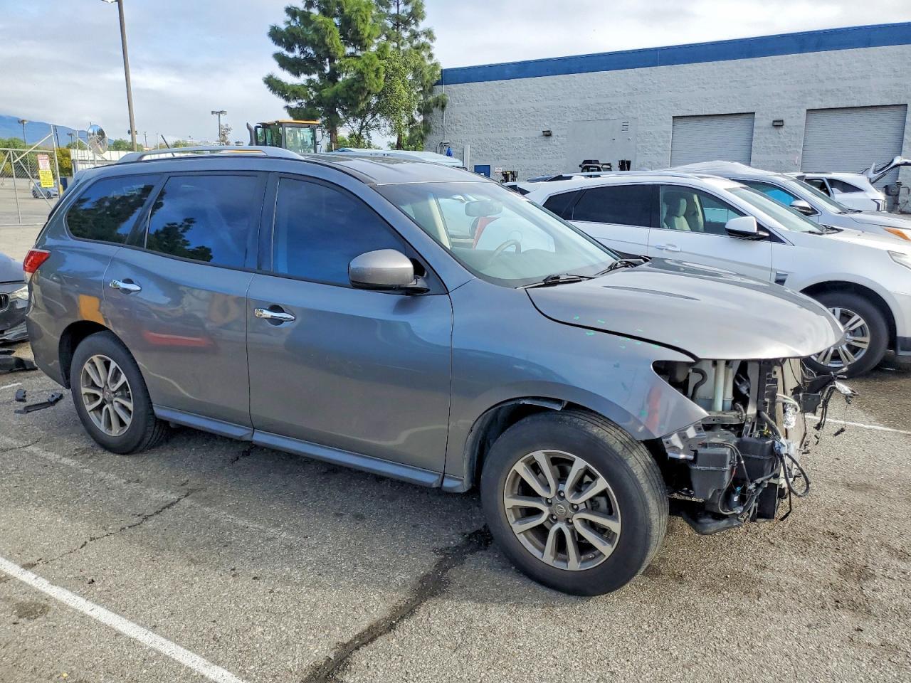 2015 NISSAN PATHFINDER
