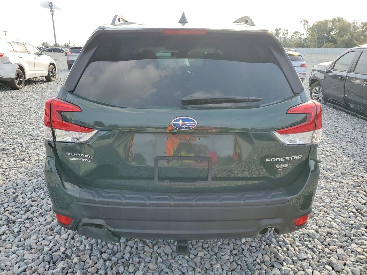 2023 SUBARU FORESTER