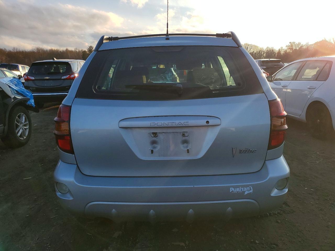 2004 PONTIAC VIBE