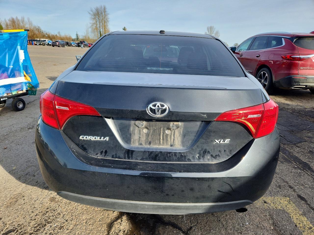 2018 TOYOTA COROLLA