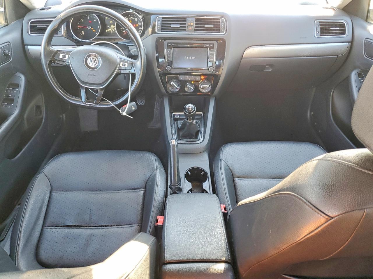 2015 VOLKSWAGEN JETTA