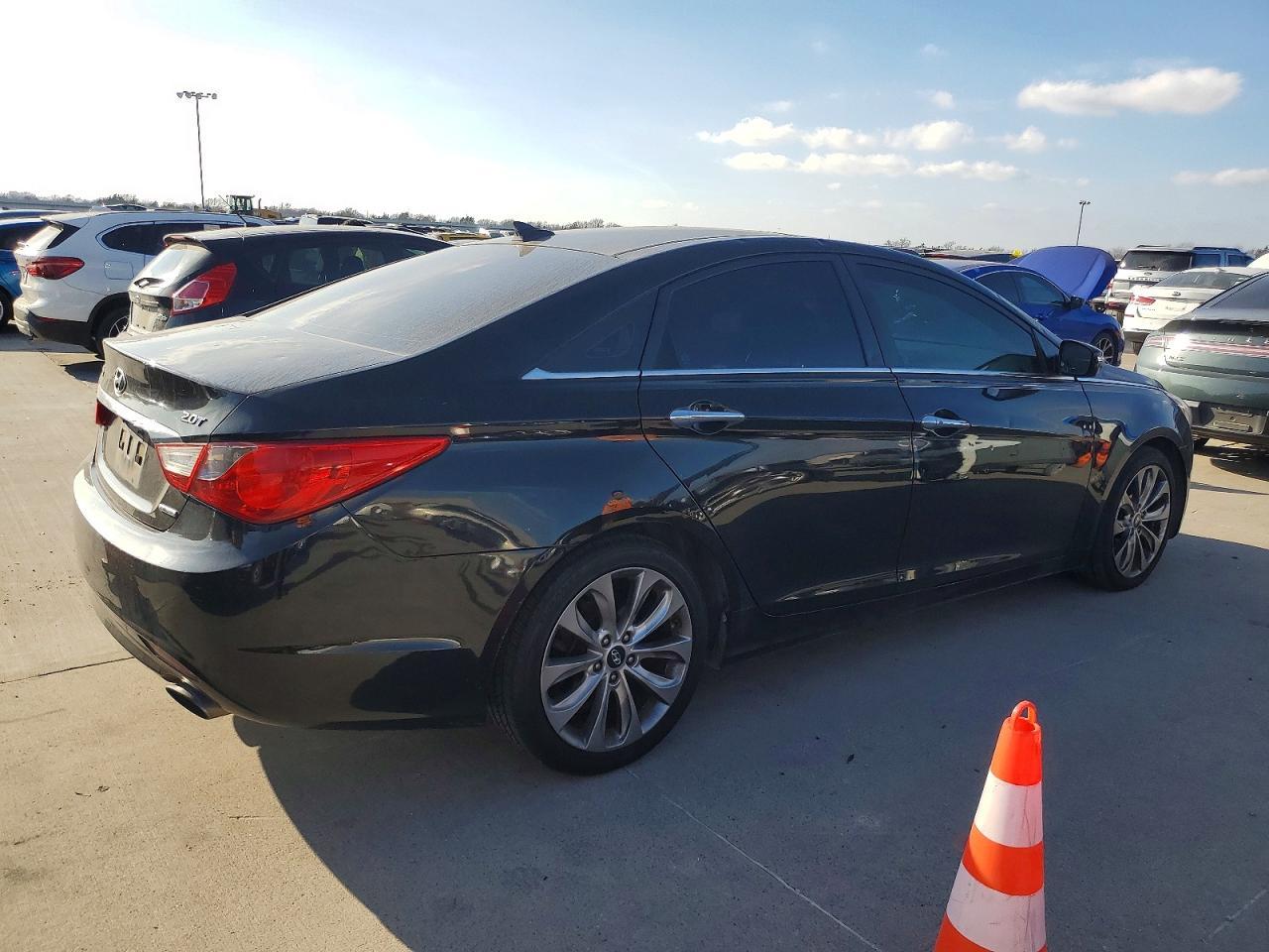 2012 HYUNDAI SONATA
