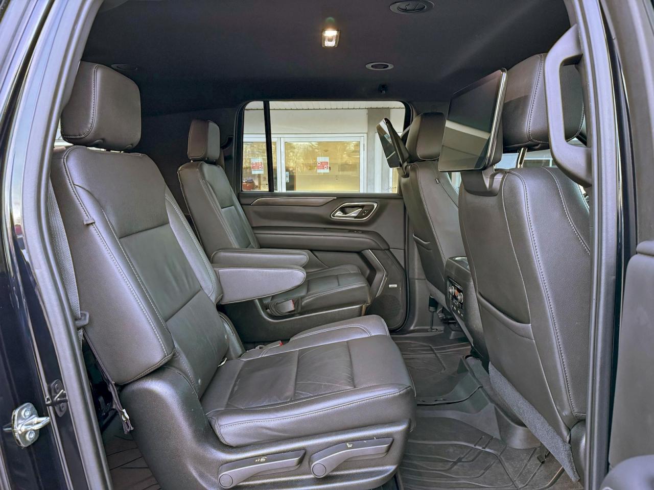 2021 CHEVROLET Suburban