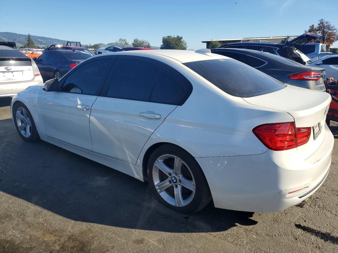 2014 BMW 3 SERIES