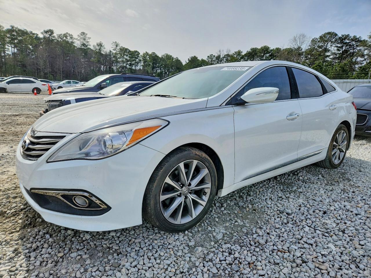 2015 HYUNDAI Azera